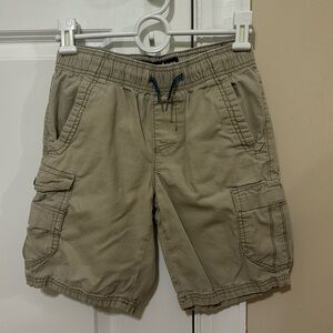 Plugg boy’s cargo shorts Size 8